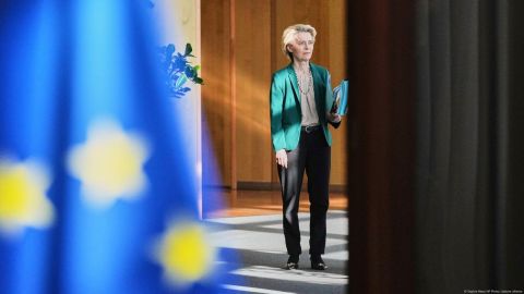 UE tiene plan "sólido" de represalias a aranceles de Trump