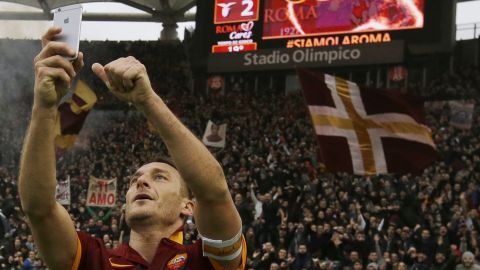 Totti, leyenda de la Roma y el fútbol italiano.