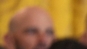 El presidente Trump defendió los aranceles recíprocos a nivel mundial.