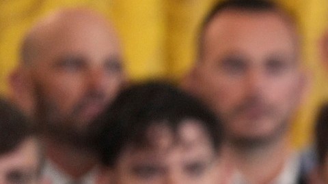 El presidente Trump defendió los aranceles recíprocos a nivel mundial.