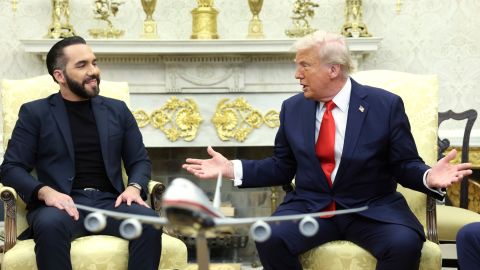Los mandatarios Nayib Bukele, de El Salvador, y Donald Trump, de EE.UU., se reunieron en la Casa Blanca.