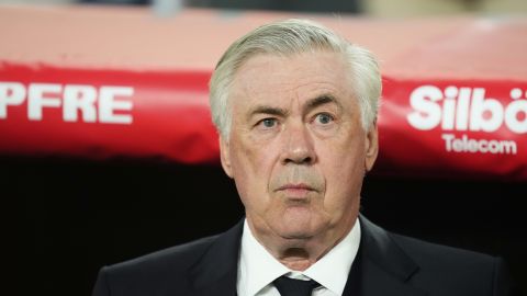 Real Madrid's head coach Carlo Ancelotti waits for the start of the Spanish Copa del Rey final soccer match between Barcelona and Real Madrid at Estadio de La Cartuja stadium in Seville, Spain, Saturday, April 26, 2025. (AP Photo/Jose Breton)