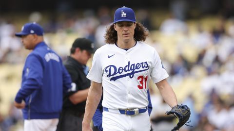 Los Angeles Dodgers pitcher Tyler Glasnow (31) exits during the second inning of a baseball game against the Pittsburgh Pirates in Los Angeles, Sunday, April 27, 2025. (AP Photo/Jessie Alcheh)