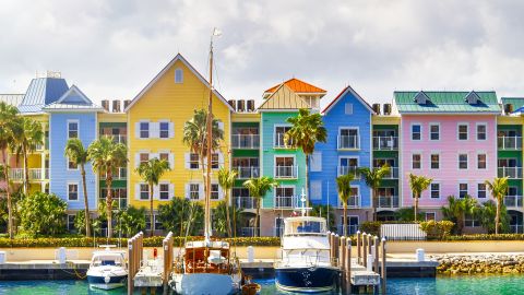 el Departamento de Estado de Estados Unidos ha emitido una alerta de viaje de nivel 2 para las Bahamas