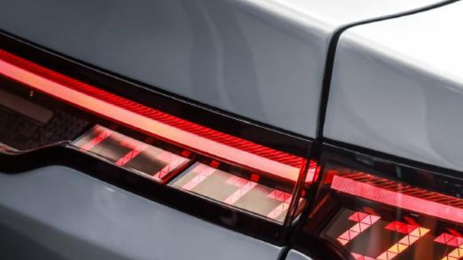 Detalles del Nissan N7