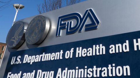 Administración de Alimentos y Medicamentos (FDA)