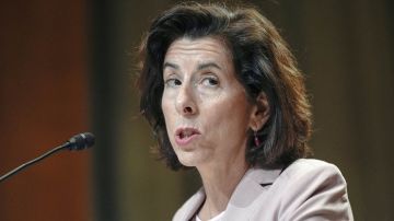 Gina Raimondo, exsecretaria de Comercio