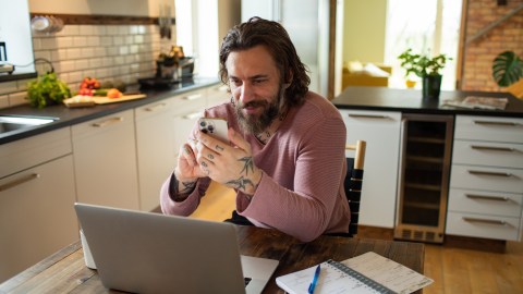 La calculadora de ahorro te permite conocer si existe un plan ,más econócimo y que sea similar al que ya posees