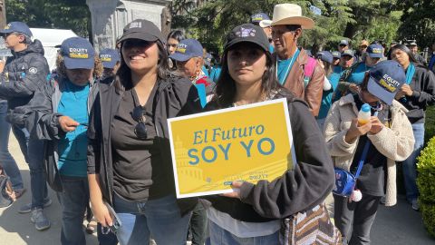 Escena de la acción de Equity on the Mall frente al Capitolio en Sacramento, California / Alexa Luckey for Gamma Wave