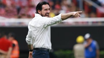 Gerardo Espinoza, DT de Chivas.
