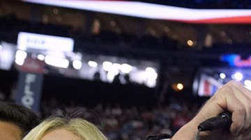 Eric, Lara y Donald Trump Jr.