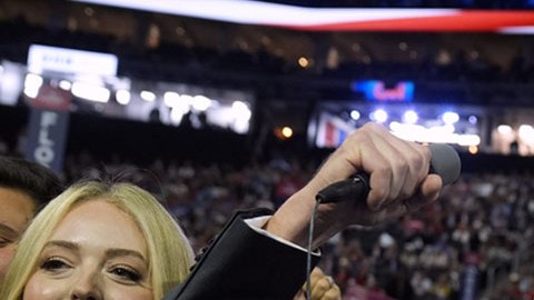 Eric, Lara y Donald Trump Jr.