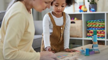 Las repeticiones en tándem: qué son y cómo influyen en el riesgo de autismo