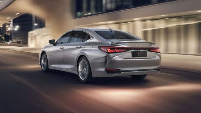 Lexus ES 2026