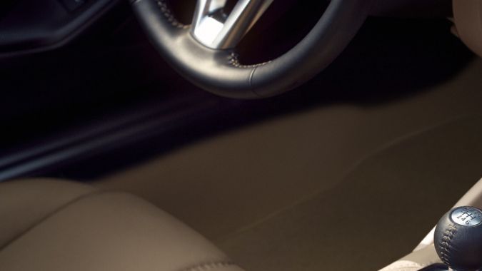 Mazda Miata NE será manual