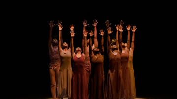 Revelations Choreographer: Alvin AileyAlvin Ailey American Dance TheaterCredit Photo: Paul Kolnikpaul@paulkolnik.comNYC 917-673-3003