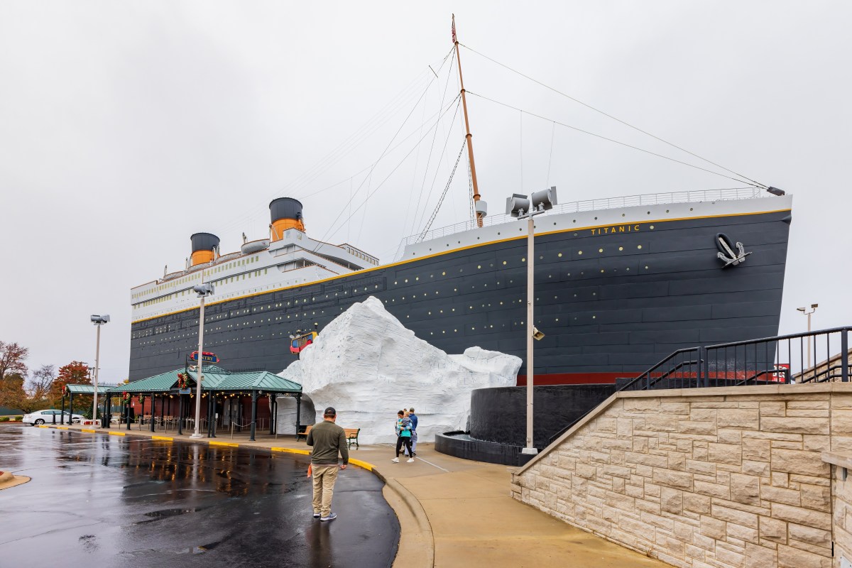 Titanic 3D Scan: New Insights into Sinking