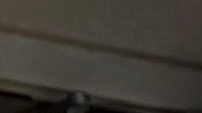 Un cartel indica a los votantes que deben emitir su voto en un centro de votación en Crestview, Florida, el 1 de abril de 2025.