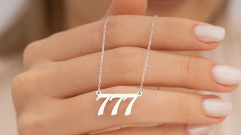 El 777 es uno de los números angelicales más espirituales.