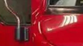 La Fiscalía del Condado de Clay anunció el domingo cargos contra Shanetta Bossell, de 38 años, en relación con la muerte de Hoffman.