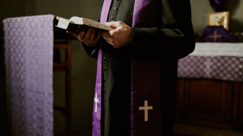 Hasta los momentos se desconoce el motivo del ataque al sacerdote de Kansas.