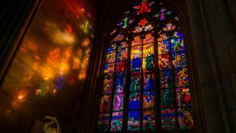 El santoral honra a figuras católicas que dejaron huella espiritual.