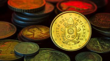 Así son las monedas del Vaticano que valen mucho dinero