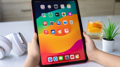 Con tan solo un simple movimiento de tu mano podrás enviar fotografías desde tu iPad a cualquier dispositivo iOS
