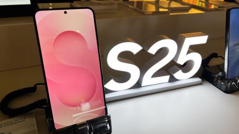 Se espera que el precio base del dispositivo sea de $1,360 dólares