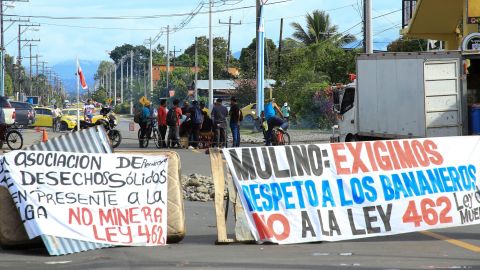 El gobierno de Panamá declaró el estado de emergencia en la provincia donde la filial bananera de EE.UU. Chiquita despidió a 5.000 trabajadores