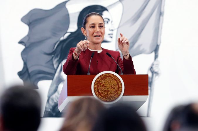 Sheinbaum enviará carta al papa León XIV para formalizar su invitación a México