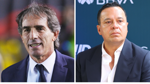 Ciudad de México, 10 de mayo de 2025. Guillermo Almada, Director Técnico, durante el partido correspondiente a la vuelta de los Cuartos de Final del torneo Clausura 2025 de la Liga BBVA MX, entre las Águilas del América y los Tuzos del Pachuca, realizado en el estadio Ciudad de los Deportes. Foto: Imago7/ Manlio Contreras
