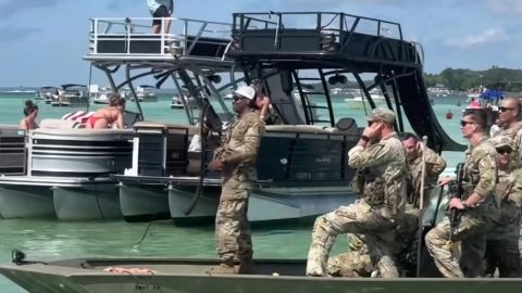 se está llevando a cabo una investigación para determinar las responsabilidades y el grado de incumplimiento de los protocolos militares.