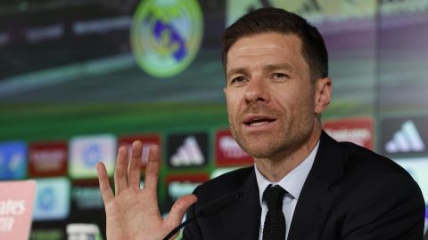 MADRID, 26/05/2025.- El exjugador del Real Madrid Xabi Alonso es presentado como nuevo entrenador del equipo este lunes en Madrid. EFE/Chema Moya