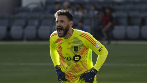 Hugo Lloris es una de las figuras del conjunto angelino.