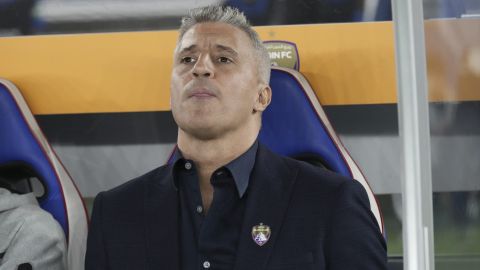 Hernán Crespo es uno de los candidato al banquillo regio.
