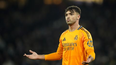 Real Madrid's Raul Asencio gestures during the Champions League playoff first leg soccer match between Manchester City and Real Madrid at the Etihad Stadium in Manchester, England, Tuesday, Feb. 11, 2025. (AP Photo/Dave Thompson)