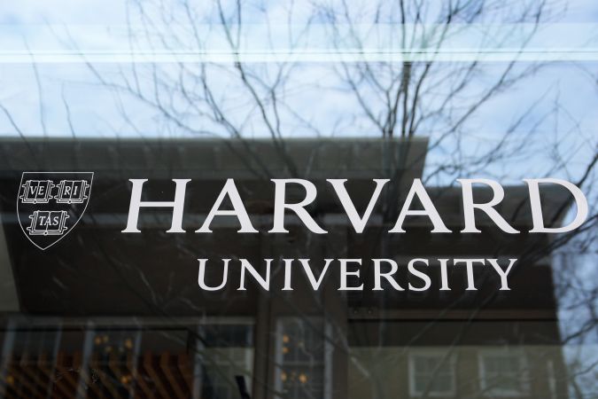 Trump insiste en que Harvard debería facilitar a su Gobierno datos de sus estudiantes