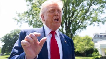 El presidente Trump podrá mantener por ahora su plan de aranceles a varios países.