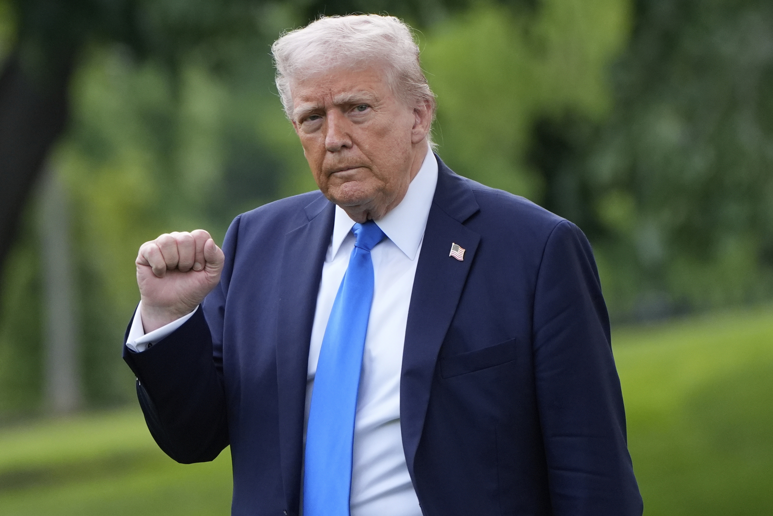 Trump descarta otro mandato y apoya a vicepresidente y secretario Estado como sucesores