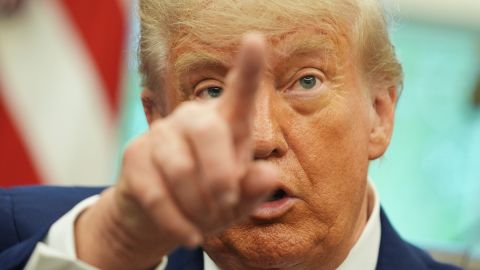 Trump considera un gran honor para EE.UU. que León XIV sea el primer papa estadounidense