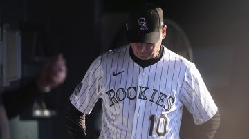 Colorado Rockies manager Bud Black (10) in the first inning of a baseball game Saturday, May 10, 2025, in Denver. (AP Photo/David Zalubowski)