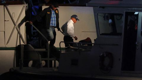 La noche del impacto del buque Cuauhtémoc en Nueva York, el alcalde Eric Adams acudió al punto.