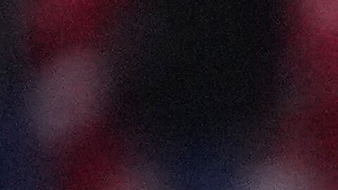 Son Heung-min sostiene la ansiada copa.