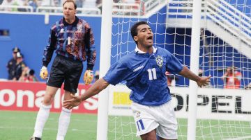 Romario celebra un gol de Brasil en la Copa del Mundo de EStados Unidos 1994.