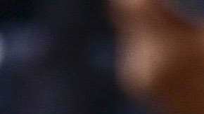 En fotos: Jason Momoa y Adria Arjona deslumbran con sus atuendos en Cannes