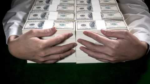 Ahorrar $2,000 o tener $1 millón