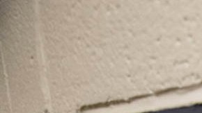 Científica laborando en un laboratorio