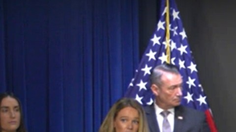 La subsecretaria del DHS, Tricia McLaughlin, defendió deportaciones a Sudán del Sur.