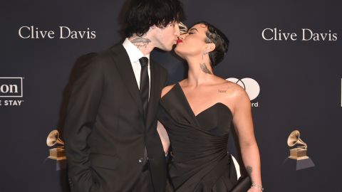 ¡Demi Lovato se casó con el compositor Jordan Lutes!